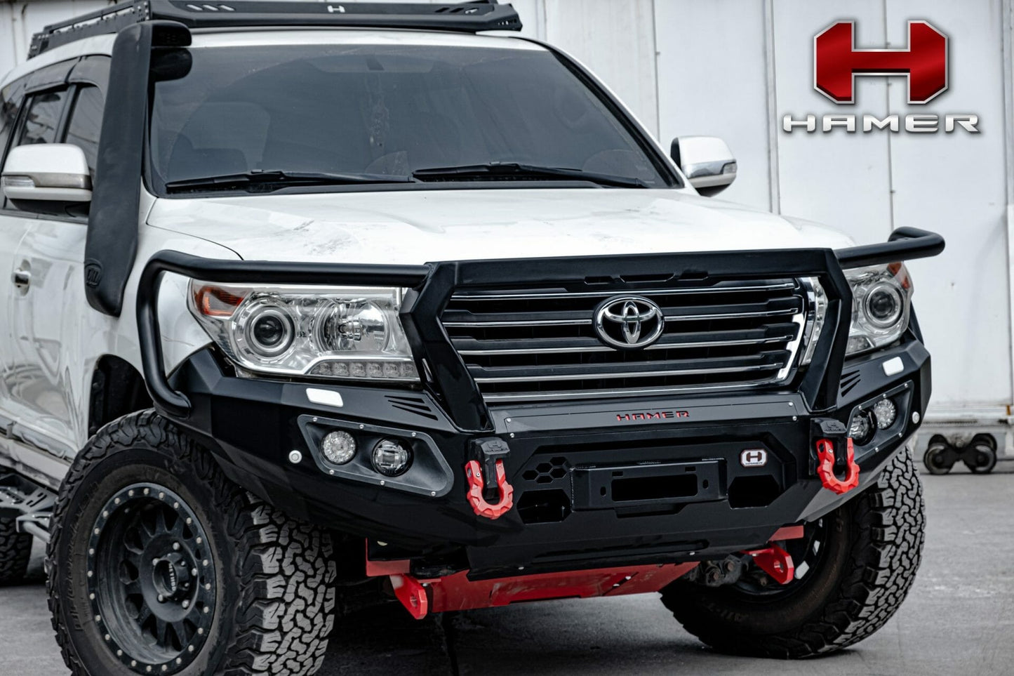 King series Plus bull bar for Toyota Landcruiser 200 Series (2008 – 2015)