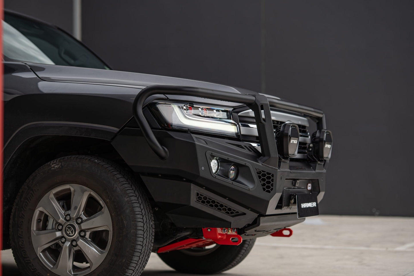 King series Plus bull bar for Toyota Landcruiser 300 Series (2021 – Present)