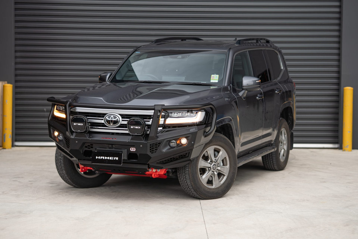 King series Plus bull bar for Toyota Landcruiser 300 Series (2021 – Present)