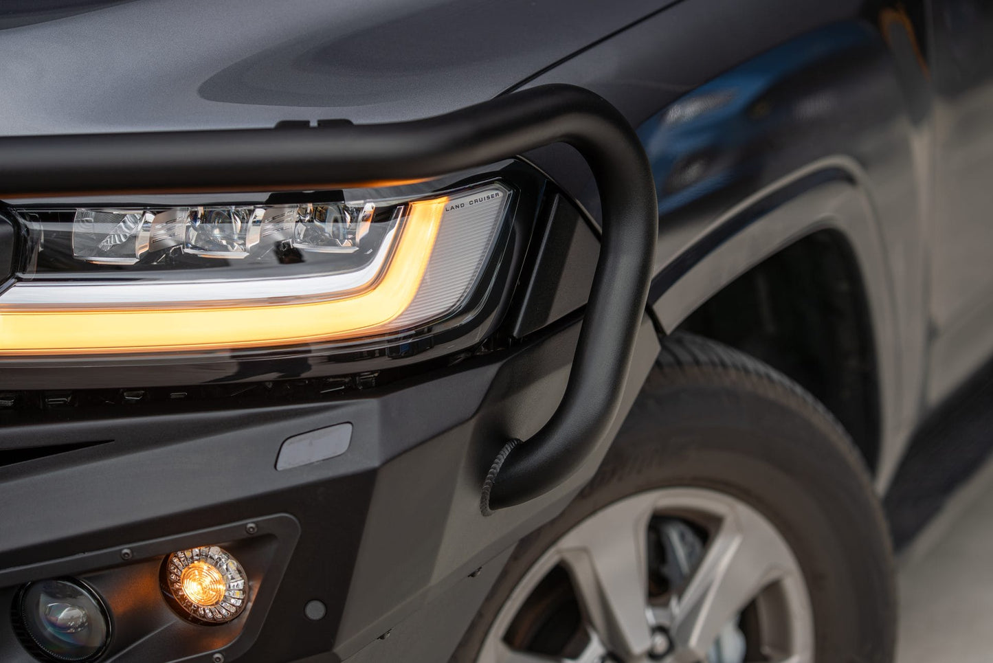 King series Plus bull bar for Toyota Landcruiser 300 Series (2021 – Present)