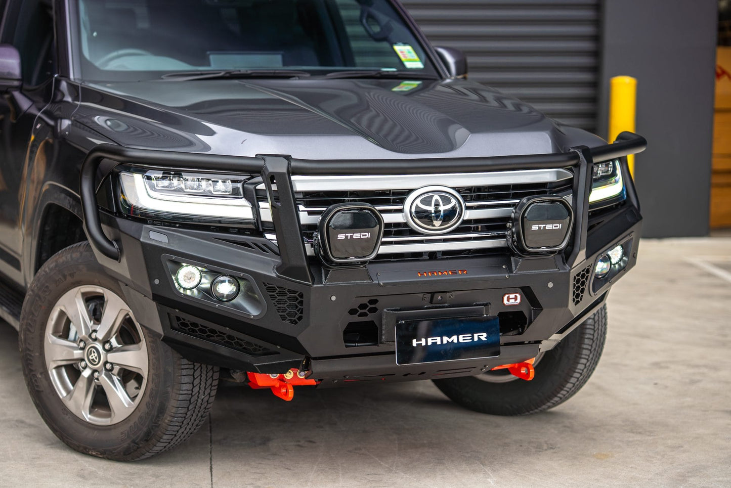 King series Plus bull bar for Toyota Landcruiser 300 Series (2021 – Present)