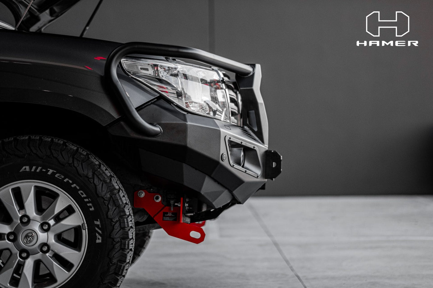 King series Plus bull bar for Toyota Landcruiser 200 Series (2008 – 2015)