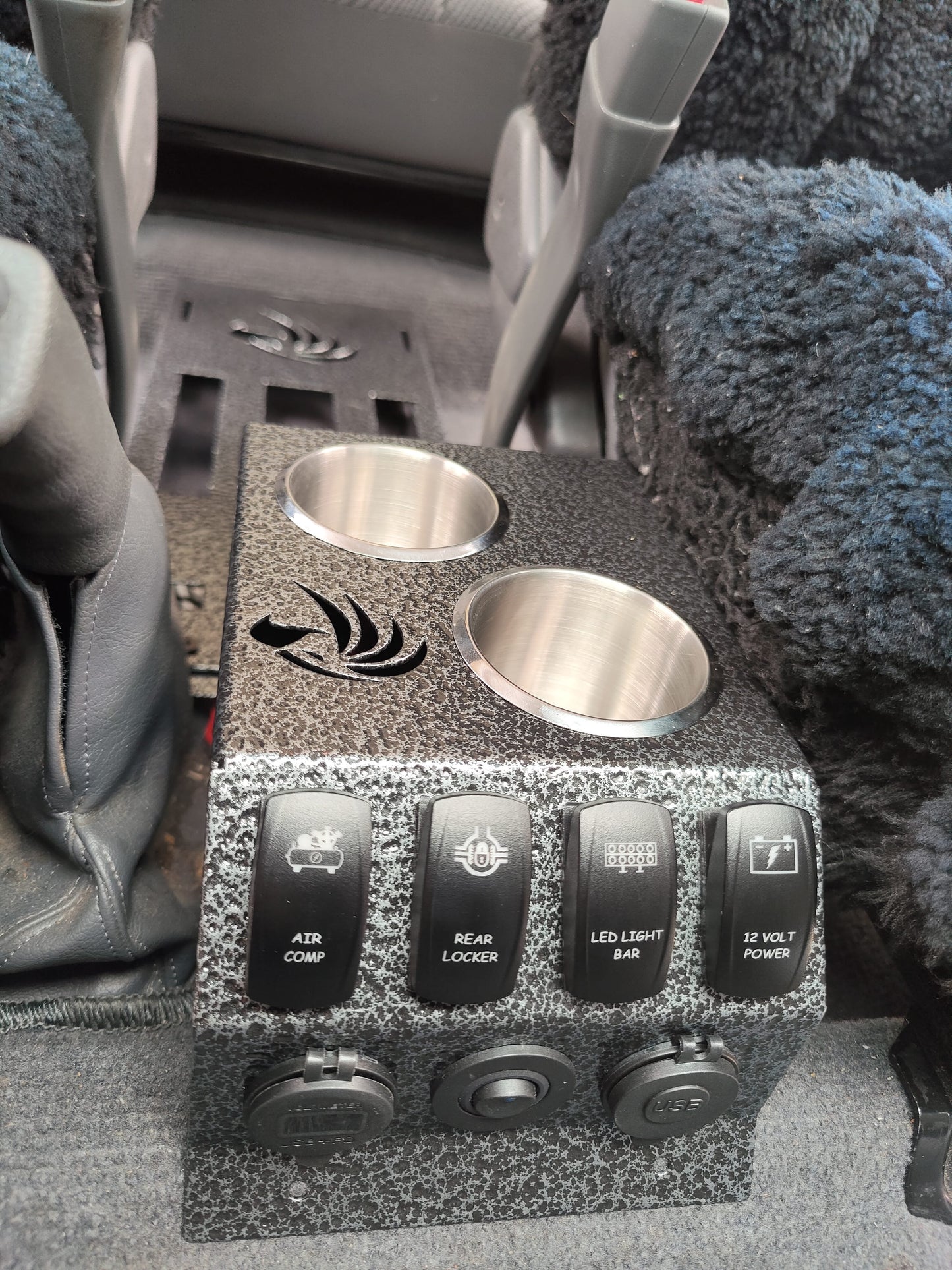Fridge centre console to suit 76 series wagon / 79 series Dual Cab Toyota Landcruiser