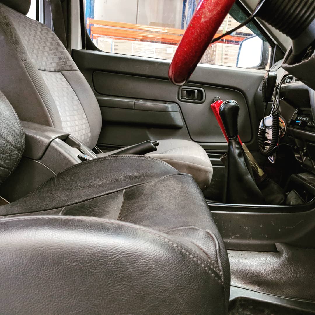 Seat Adapter Kit to suit Nissan Navara