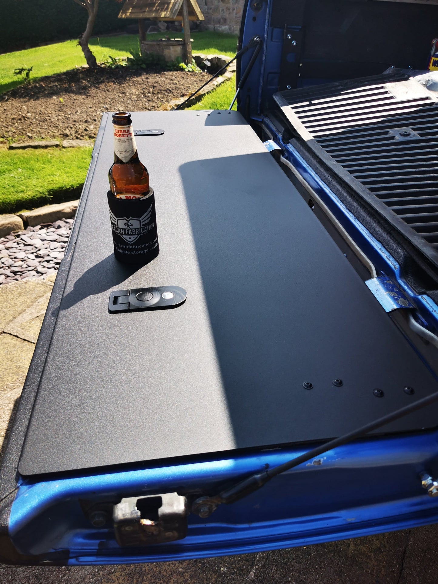 Tailgate Storage to suit D40 Navara
