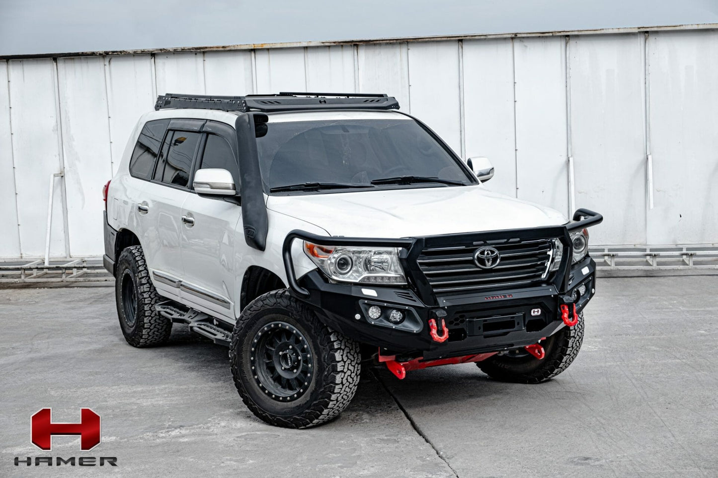 King series Plus bull bar for Toyota Landcruiser 200 Series (2008 – 2015)