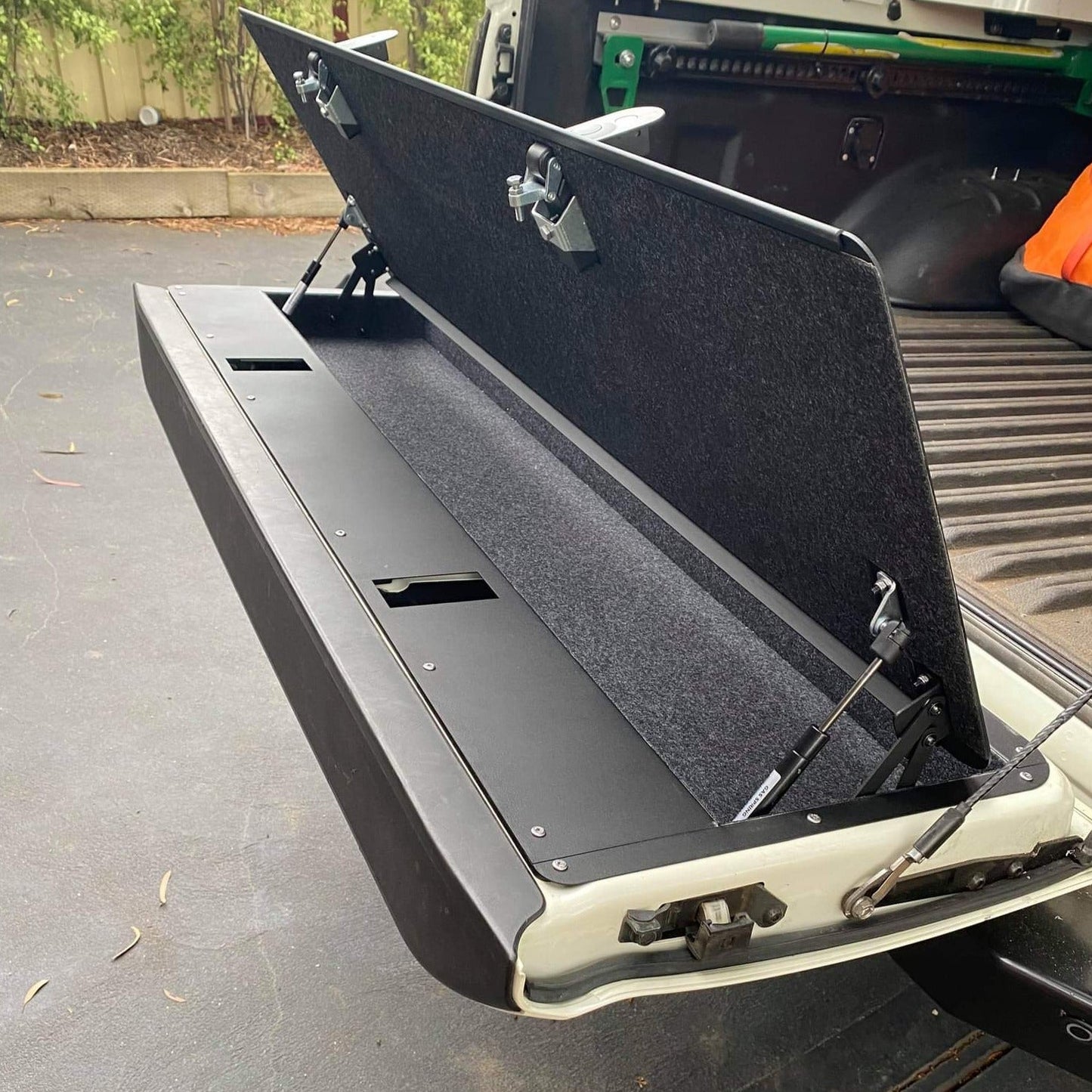 Tailgate Storage to suit D23 NP300 Navara 2014+