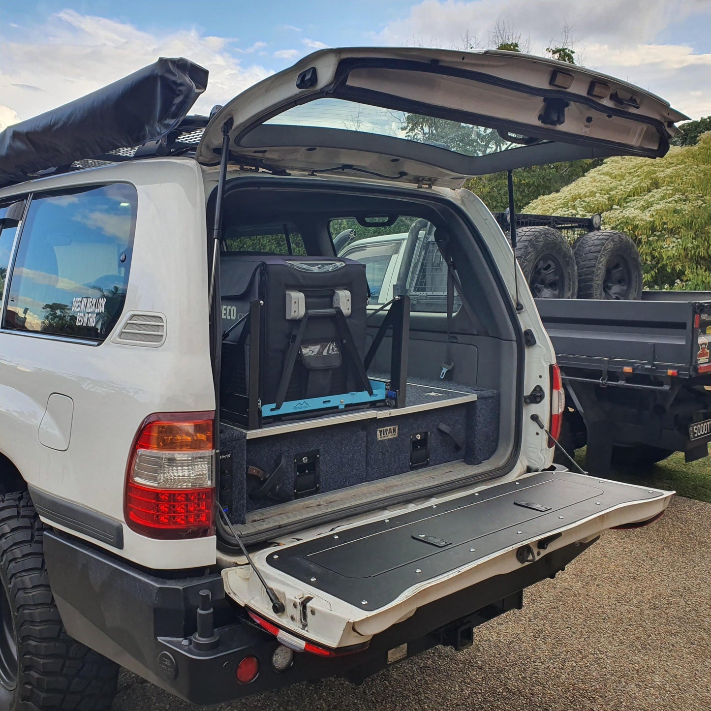 Tailgate Storage to suit 100 / 105 Series Toyota Landcruiser